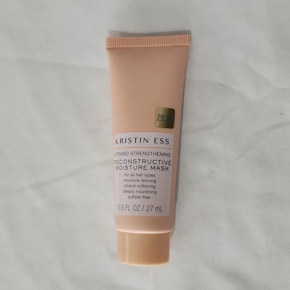 Kristen Ess Strand Strengthening Reconstructive Moisture Mask